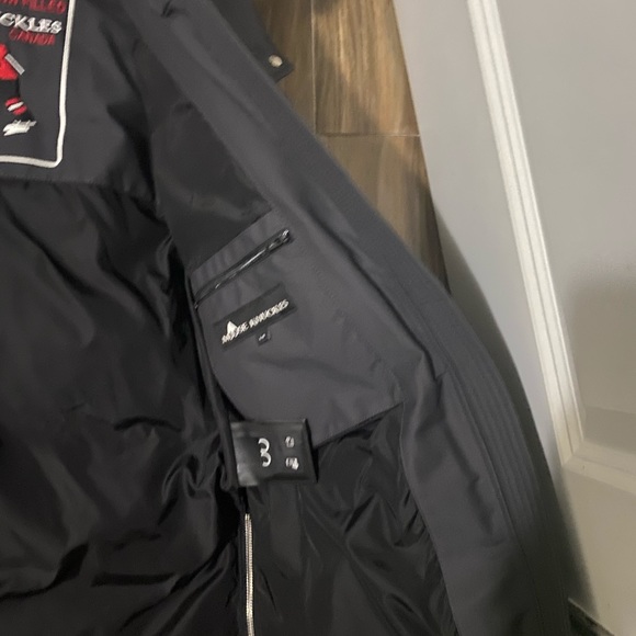 Unisex moose knuckle jacket for sale. - Picture 3 of 8